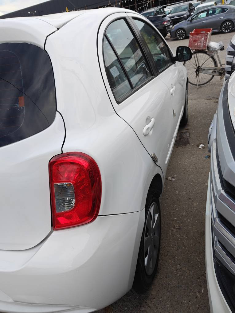 نیسان میکرا ٢٠٢٠ خەلیجی سفری هەولیر ٧٢ هەزار رۆشتیە یەک دەرگای سبوخە بی ژووری أربيل, العراق


**إذا كنت صاحب هذا الإعلان وتريد حذفه لأي سبب، رجاءا أرسل رسالة إلى الدعم الفني**