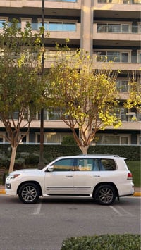 لكزس LX 570 • ٢٠١٣ • ١٣٥ الف كم