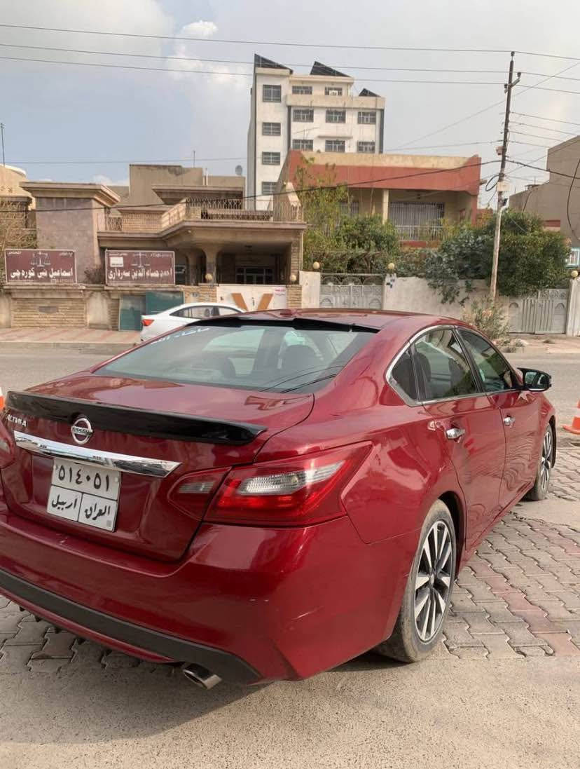 ▪️نیسان ئەلتیما - Nissan Altima وارد أمریکی 
▪️مودیل / 2018 - مواسفات -SR ………………
▪️فوول بێ سلایت ، جلد ، هیتەر ، بەسمە ……..
▪️مەکینە ٤ پستن نەکرایتەوە کەپس ،،،،،،،،،،،،،،،،،،
▪️رەقەم هەولێر سەنەوی تازە بەسەرچووە ،،،،،،،،،
▪️ڕۆیشتن / 80 هەزار میل گێڕ و مەکینە بەشەرت

▪️سەیارەکە عام کراوە بەهۆی تیزاب ، 
▪️بێ ناوگرتن ، بێ ئێڕباگ

سعری96 
شوێن هەولێر 
*********** أربيل, العراق
