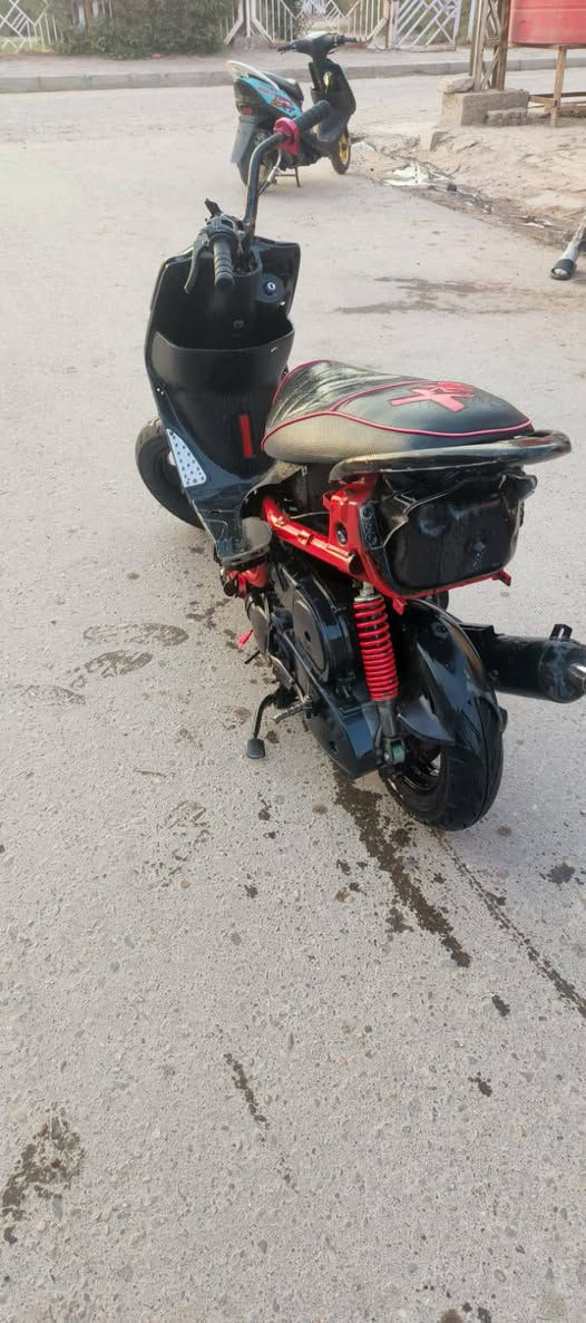 سلام عليكم ماكس عدله مال لعب مكينتها ٥٥ الدراجه خير من الله بكل وكت شغل وطلع للبيع سعر ٥٠٠ الحب يتواصل خاص او ***********
