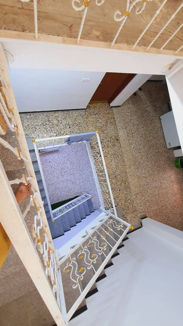 بيت 200 متر للبيع
العنوان البلديات حي الامير الضباط
للاستفسار ***********
