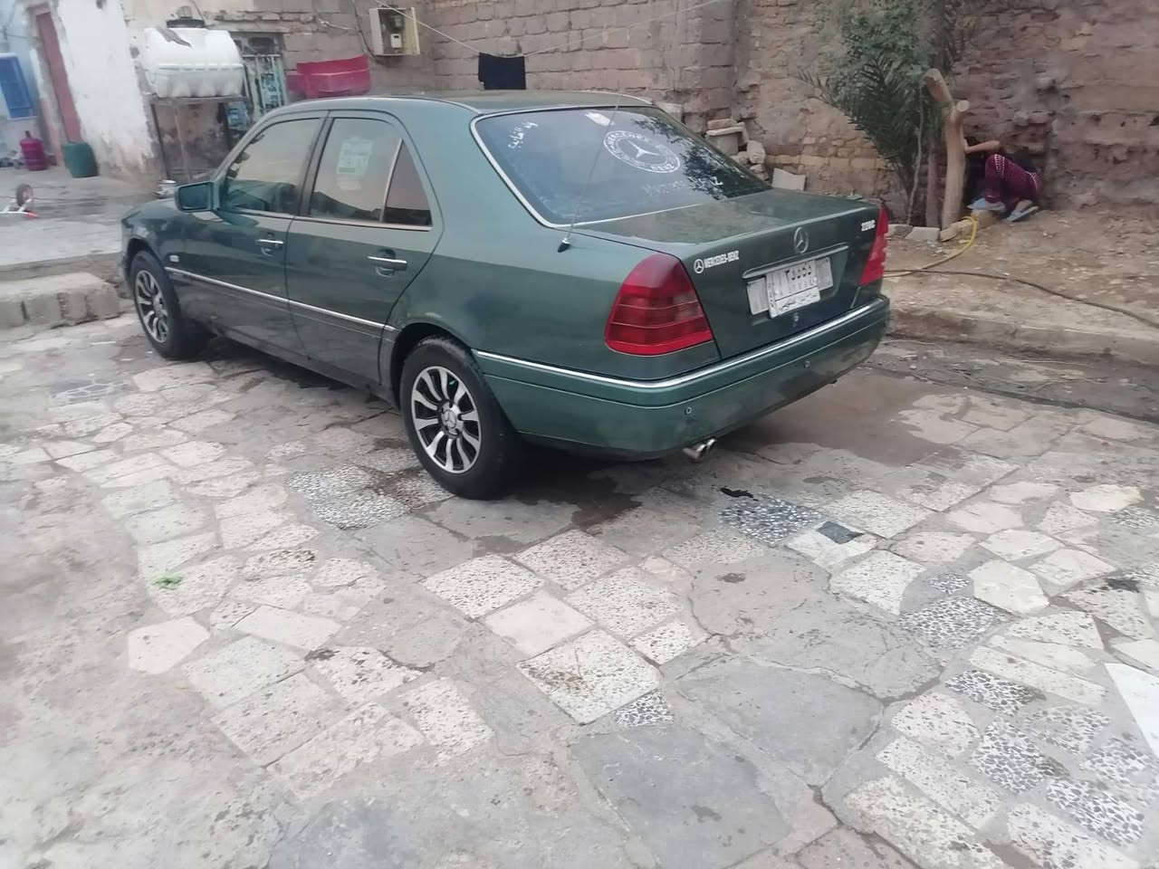 السلام عليكم سياره مرسيدس موديل 94 مكينه وكير اربعه سلندر خراطيم ماكينه وكير  حداديه وتخم تاير جديد رقم صلاح الدين للبيع والمراوس حسب القناعه الاستفسار اكثر على هذا الرقم***********
