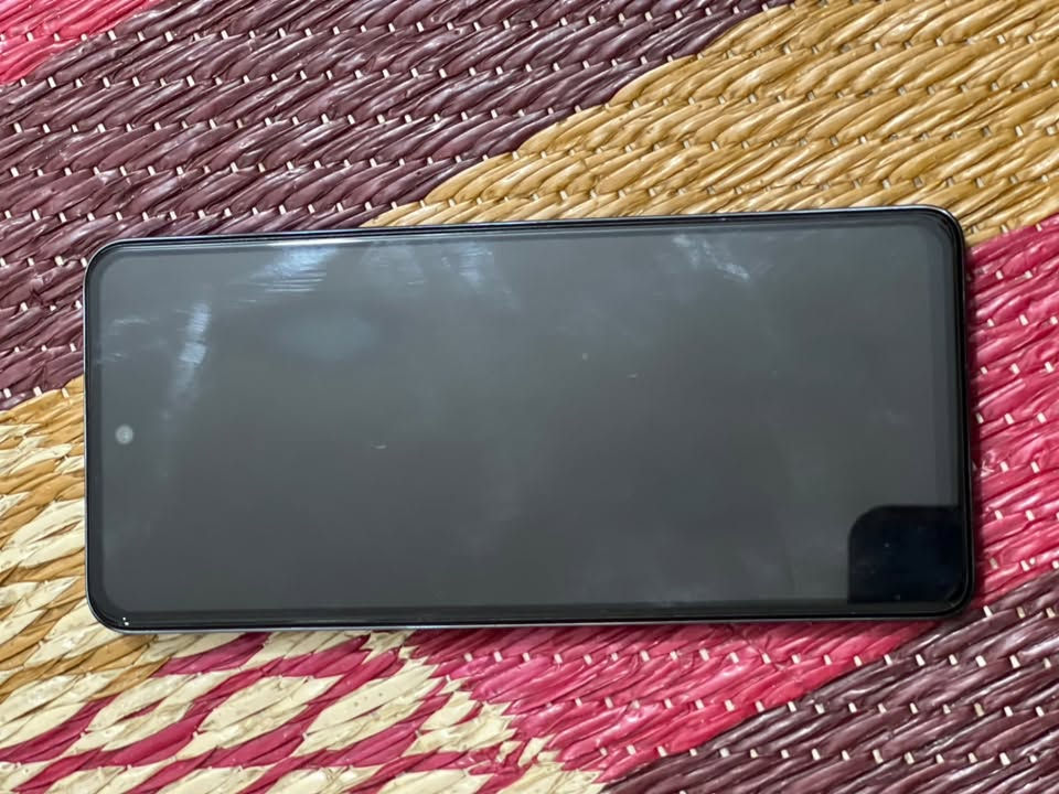 السلام عليكم
للبيع جهاز Infinix HOT 40 pro ذاكرة ٢٥٦  الهيرتزيه ١٢٠Hz
الشاشة ١٠٨٠ البطارية ٥٠٠٠ الكاميرا٣٢ ميك الجهاز نظيف وما مفتوح السعر ١٨٠ وبيه مجال مكاني نجف حي النداء الرقم ***********
