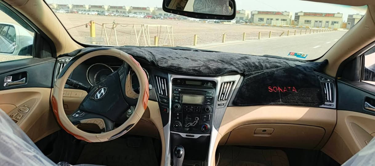 سلام عليكم
سوناتا وارد امريكي مكفوله من ضربه بيه رشات صبغ ليبل واحد حجم المحرك 2400 رقم ذي قار حره تحويل راعيها يمي 
سعر 87وبيها مجال قليل عنوان بصره 
***********
