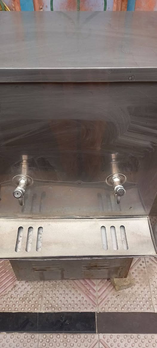 برّاد للبيع — حالة ممتازة
السعر: 100,000 دينار
وبي مجال بسيط بالحدود.
📍 المكان: البصره الزبير
📞 للتواصل: ***********
البرّاد نضيف وما بي أي عطل، استعمال خفيف.
اللي جاد يتواصل وياي
