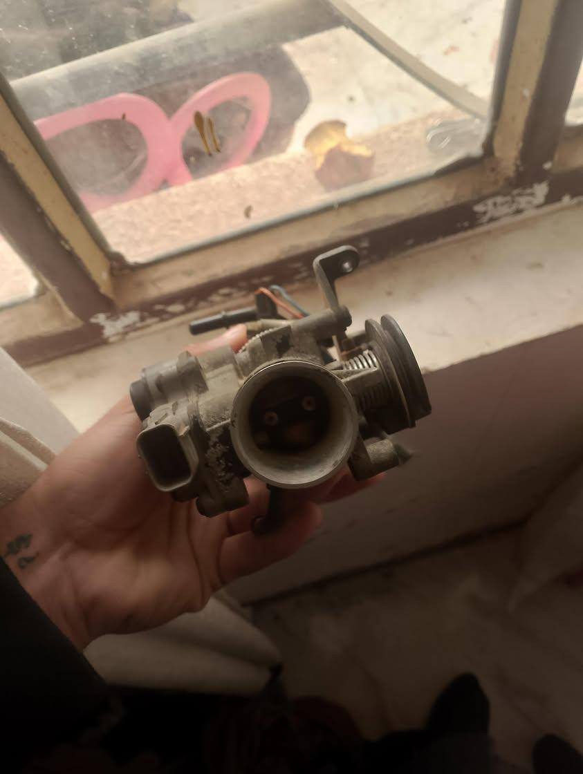 السلام عليكم
جويتر ونوزل رياضي يرهم عل جي تي ار وسكنس فحل 
مكاني مدينة الاستفار ***********
