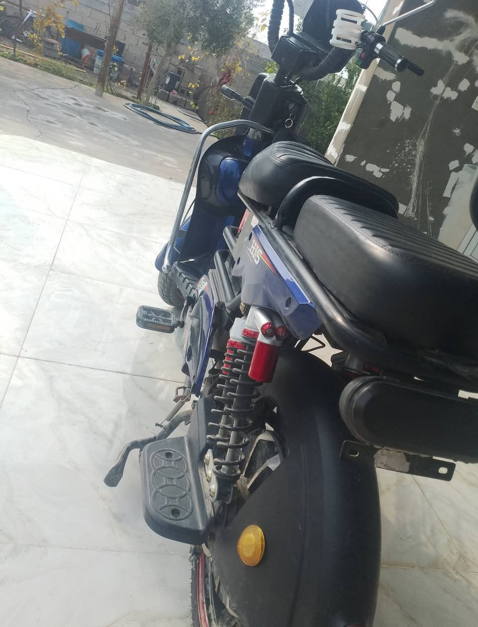 سلام عليكم دراجه شحن2025 جديد باطريات جدد السعر خاص رقم***********
