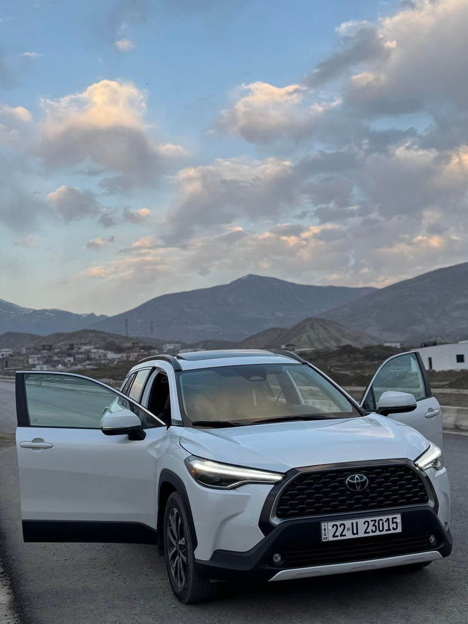 تويوتا كورولا كروس 2023 XLE
بجم و خلفى سياره كبس شرط بلادى 💯
حادث بسيط : فقط باب و جاملغ صبغ 
مرقم اربيل جاهز شرط تحويل وكاله غرامات
السعر : 188 و بيها مجال للطيبين 
سياره ماشيه : 45 الف ميل 
جميع ايرباگات سليمه ما عدا برده 
مواصفات  XLE فول فول…….
محرك : 4 سلندر 2000 
سلايت( فتحه السقف) 
شحن وايرليس
لايد بلادى 
بگلايد بلادى
كشن هيتر
بصمة بواب
بصمة تشغيل
صندوق شفط
ويل كروم 
اشاير بالمري 
مرايا شفط 
رادار خلفي وامامي
حساسات
شاشة + كاميرا
كشن كهربائي 
رقم تلفون / واتساب ‭📞
‏‭0776 699 5610‬
*********** أربيل, العراق
