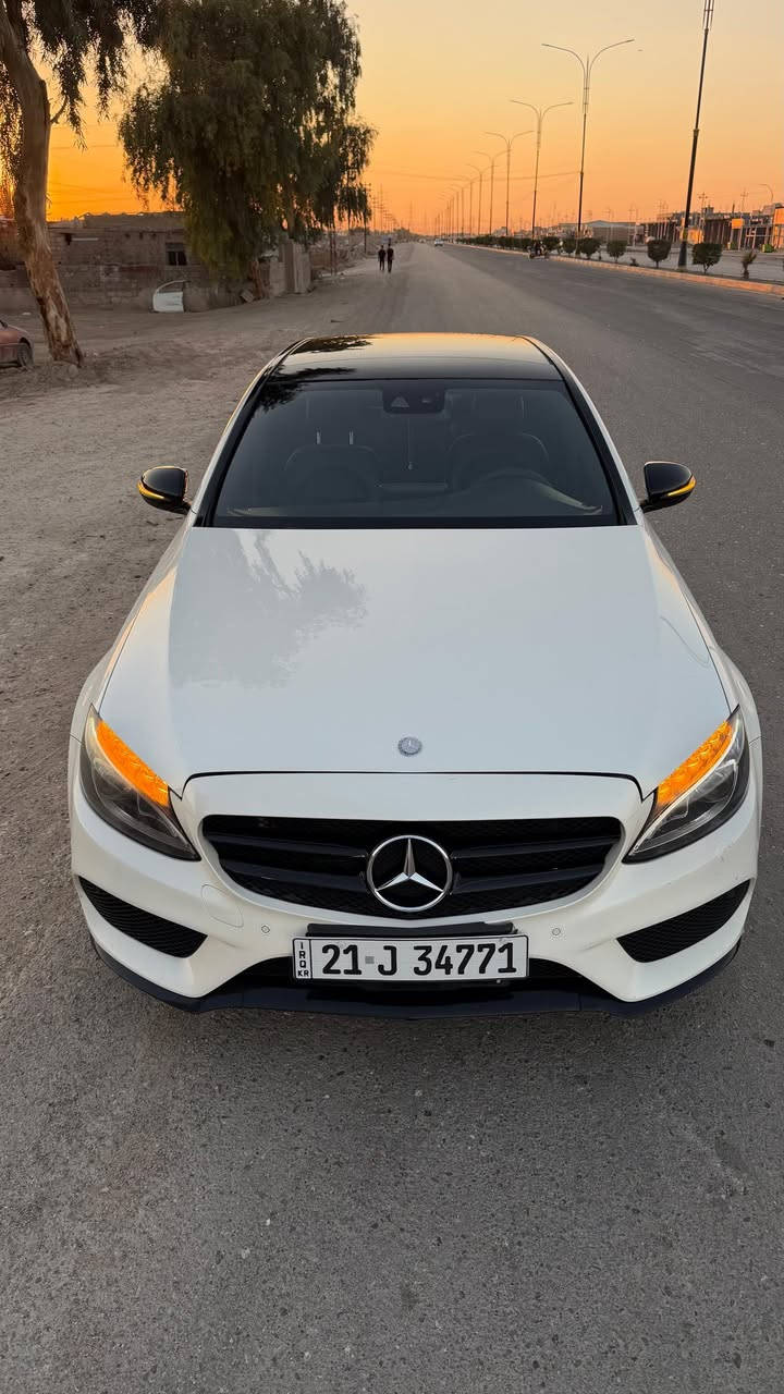 السلام عليكم
مرسيدس C200 خليجي 2017 
تو ويل اصل 
محرك 2000 t
السياره كفاله عامه مبيه اي ضرر ولا صبغ ولا تبديل 
كير ومحرك مكفول من الدعاميه للدعاميه مابيه نقص برغي
تخم تاير رن فلات انتاج 2025 
بانورما 
دبل ماوس 
كشن خزن
كار بلي 
وباتري جديد 
وعليه ادامه كامله من منضومه الاحتراق كامله 
هزه وسنويه كله جديد 
بسمي السياره تريد تحويل تريد وكاله 
مكان السياره الانبار الفلوجه 
السعر 245 وبيه مجال بسيط 
لل استفسار 
***********
***********
