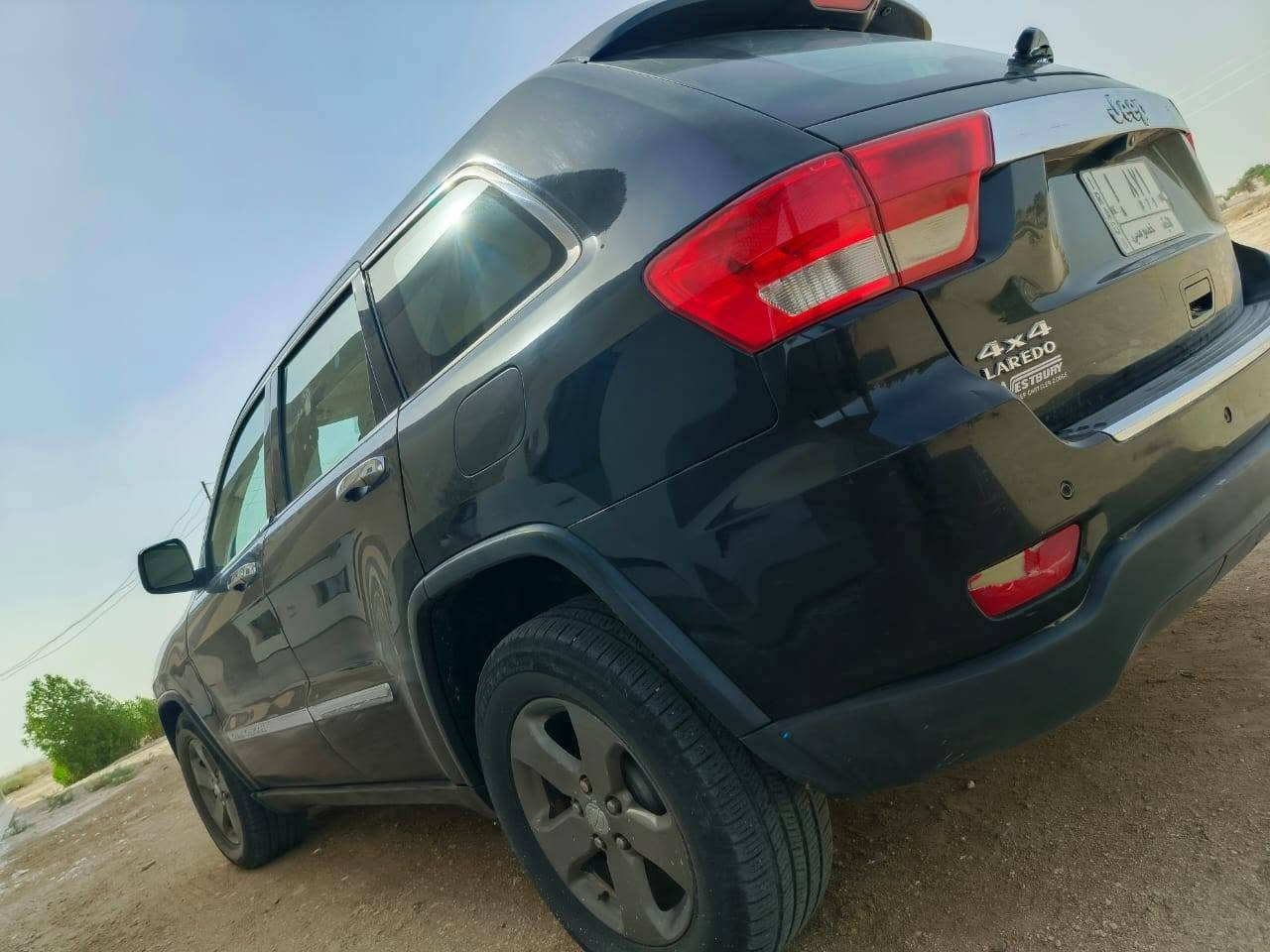 للبيع سياره جيب لاريدو  موديل ١٢ فول مواصفات وارد أمريكي  رقم نجف مميز السعر ١٣٥ ورقه  مكانها الناصريه  ***********
