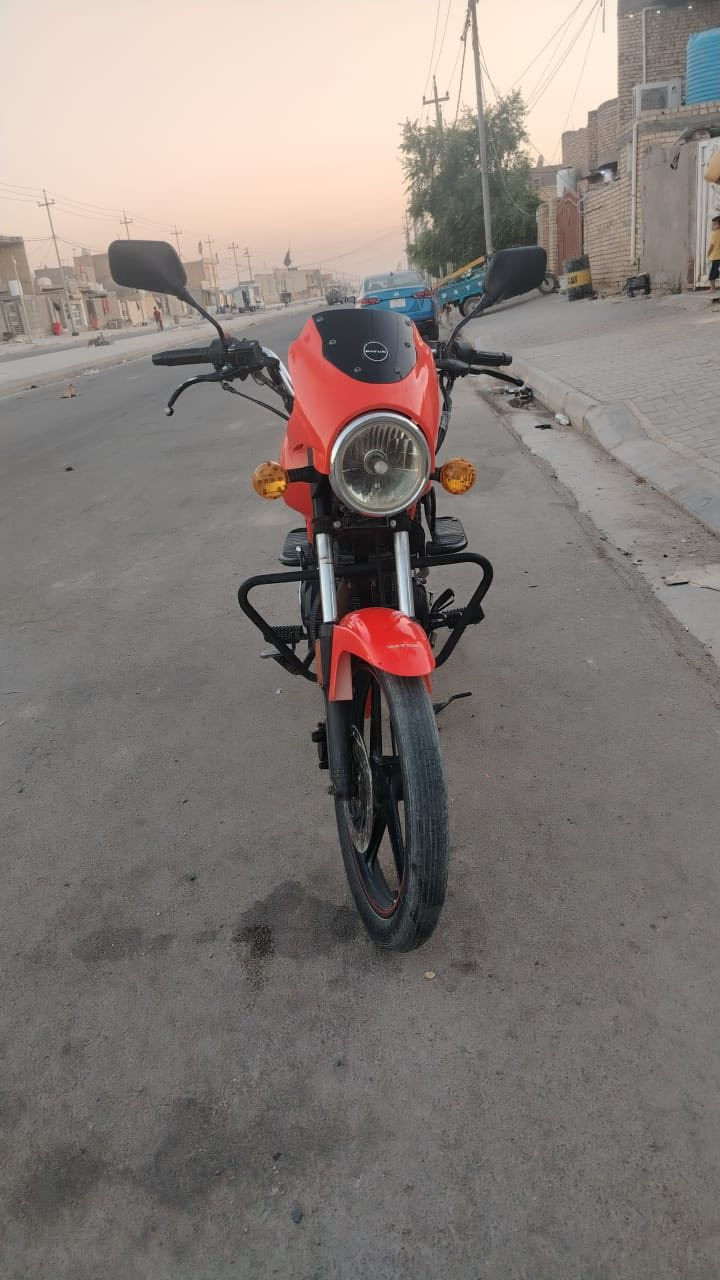 السلام عليكم اخوتي العزاز دايوان للبيع موديل 20 مكفوله اوراق كامله الدراجه برغي مابيها نقص نضيفه ومكينتها صلاوات على محمد كلشي بيها شغال الدراجه دبل اشاراه عالي ناصي هورن مابيها كل نقص السعر مليون و100 وبيها مجال جداا بسيط للتواصل رقم الهاتف  + واتس اب *********** مكاني كوت حي الحكيم ( حياكم الله )❤️
