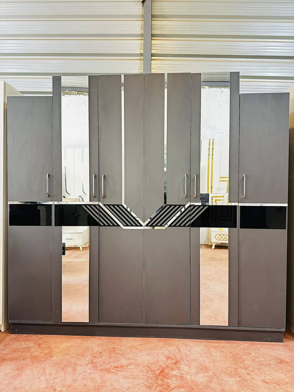 💗 غرفة تركي مستخدم
🛏️ 6 قطع كاملة
💯 نظافة 95%
🚪 نظام أبواب مرتب
نضام هدروليك
💸 السعر 550 قفل
🪛 شد مجاني
🚚 نقل مجاني
العنوان بغداد 
💎


**إذا كنت صاحب هذا الإعلان وتريد حذفه لأي سبب، رجاءا أرسل رسالة إلى الدعم الفني**