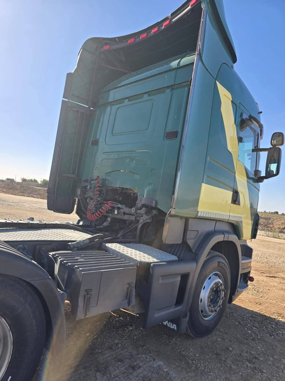 سكانيه سنكل مديل 2012 مكينه 420 كير كهرباء تخم تاير مكفوله مسجله قلاب 3 محور ***********
