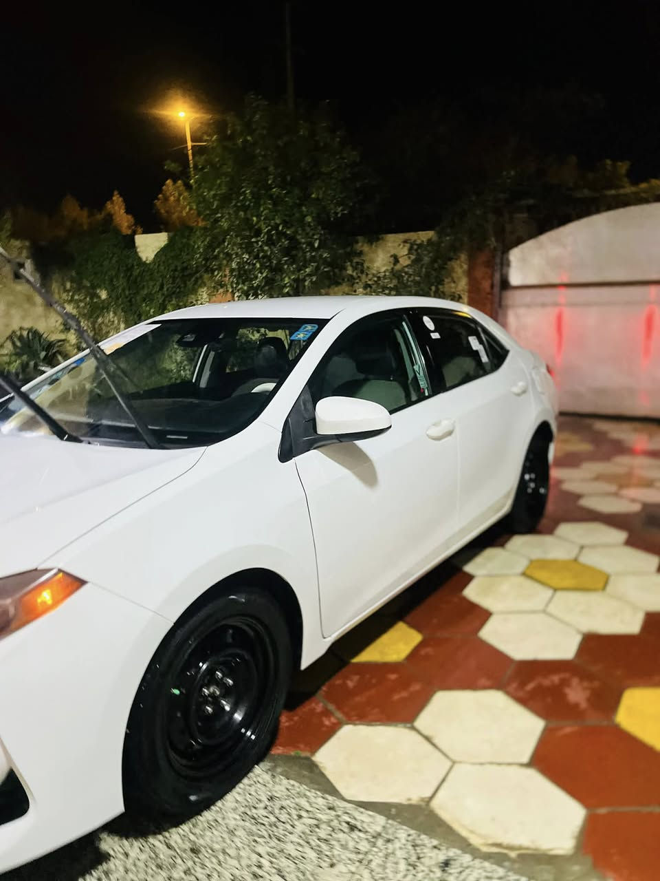 السلام عليكم رمضان كريم عليكم كورلا للبيع سياره جديده  معنى الكلمه موديل 2018 رقم بغداد بسمي السياره صور الحادث موجوده بل منشور مواصفات معروفه LE قبل ثلاثه أيام داورته بسمي سياره جديده مكان السياره بابل السعر 155 وبيها مجال للشراي الاستفسار اكثر اتصال ع رقم ***********//‭0780 870 1199‬
