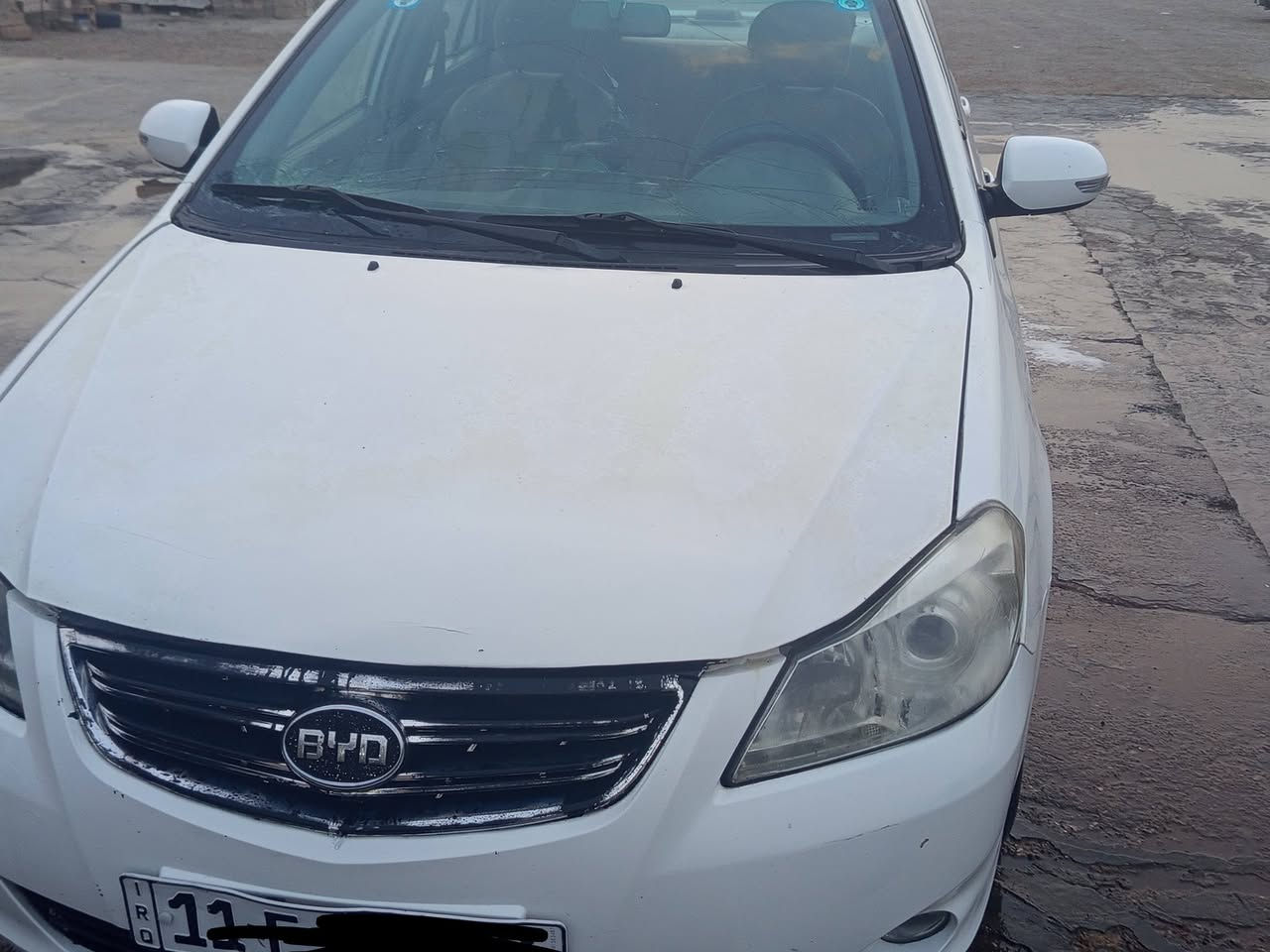 للبيع: BYD G3 موديل 2013
السيارة ماشية 100 ألف فقط، نظيفة جداً وجاهزة من كل النواحي
​بصمة تشغيل وأبواب.
​المحرك والكير والتبريد مكفولات .
الكشر سيارة​   موضح بالصور مع السونر
حدادية 75 ٠/٠
​الرقم: بغداد دولي (التحويل مباشر).
​السعر: 58 ورقة وبيها مجال
للتواصل ***********
