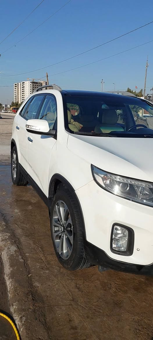 السلام عليكم سورنتو سبورت خليجية  بنوراما موديل ١٥ فول الفول للأخير رقم اربيل شركه محرك ٢٤٠٠ سياره برغي مناقصها من حداديه تخم تاير 
السعر ١٤٥ بيه مجال 
***********
مكان سياره النجف الأشرف
