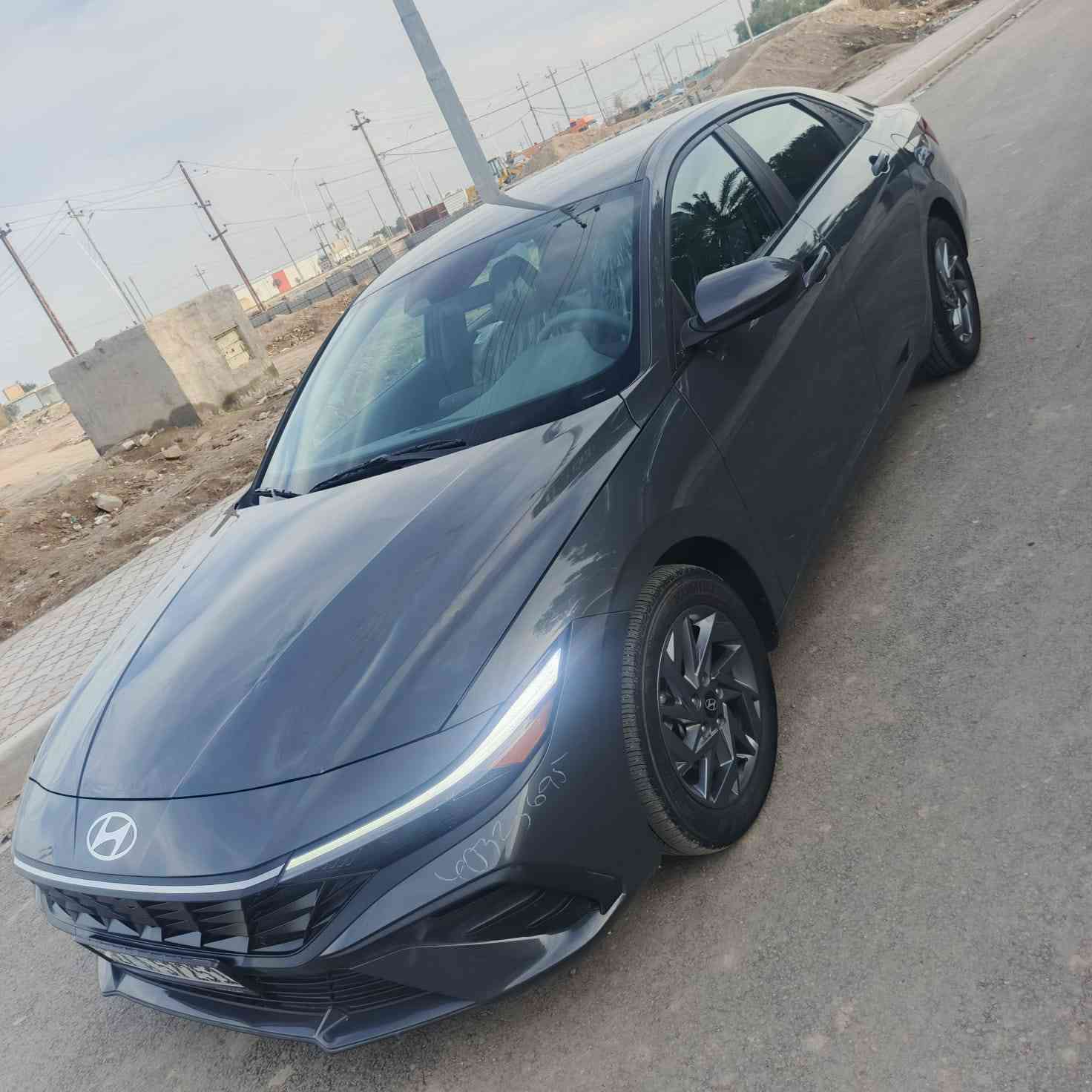 السلام عليكم
الانتره 24 مرقم شهداء سياره كفاله من دعاميه لدعاميه بيه بارد كد شبر بالبنيد مواصفات شاشه كامره تحكمات جيهتين شاشه دجيتل  بعد بيها مواصفات اهواي  ماشيه 25كيلو 
السعر 165بيه مجال 
الاتصال ***********
