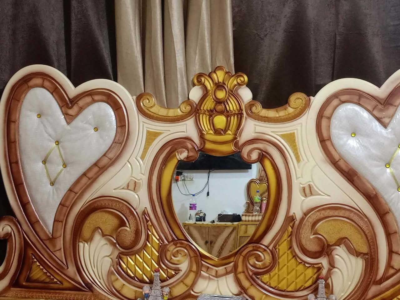 غرفه صاج صبغ حراري فول نضافه بسعر مناسب للاستفسار ***********
