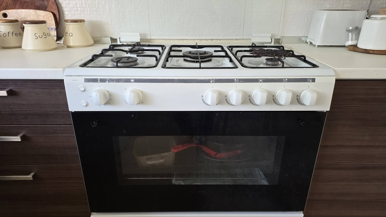 طباخ مستعمل ماركة فستل شغال ما مصلح ابد 
نظيف جدا سعر 225


**إذا كنت صاحب هذا الإعلان وتريد حذفه لأي سبب، رجاءا أرسل رسالة إلى الدعم الفني**