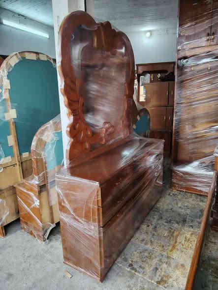 غرفه خمسه باب ملحق و الزاوية هم ملحق  للبيع في باب جديد السعر 600 قرب نادي الفتوى محلات ابو رسل الجبوري *********** : ***********
