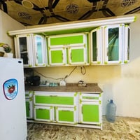 كاونتر تسكام وطباخ جديد عوزهن بس غسل للبيع سعرهن 250 الف  07810106514