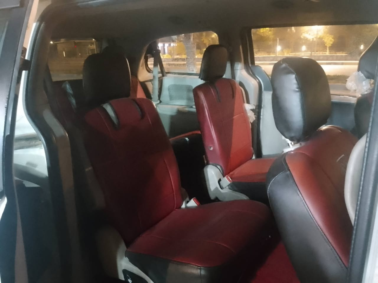 السلام عليكم عندي دوج كرفان موديل 2011 لبيع بيه صبغات ابيع احزام 
 ماعازه برغي  السعر 120 اوبيه مجال 
الاستفسار اتصل ***********
