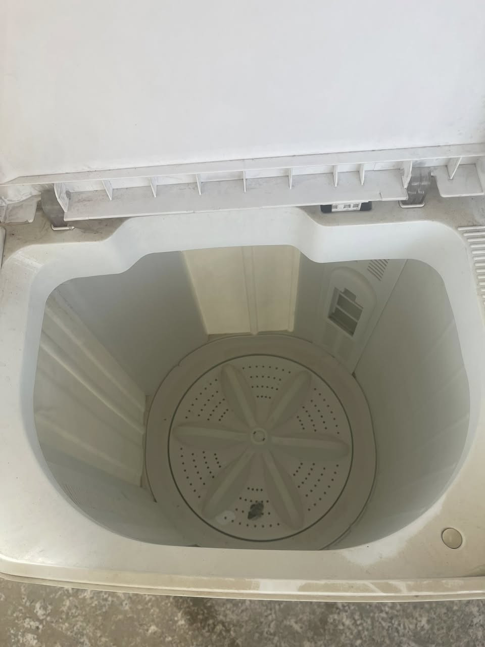 غساله جديده مستعمله شهر واحد فقط


**إذا كنت صاحب هذا الإعلان وتريد حذفه لأي سبب، رجاءا أرسل رسالة إلى الدعم الفني**