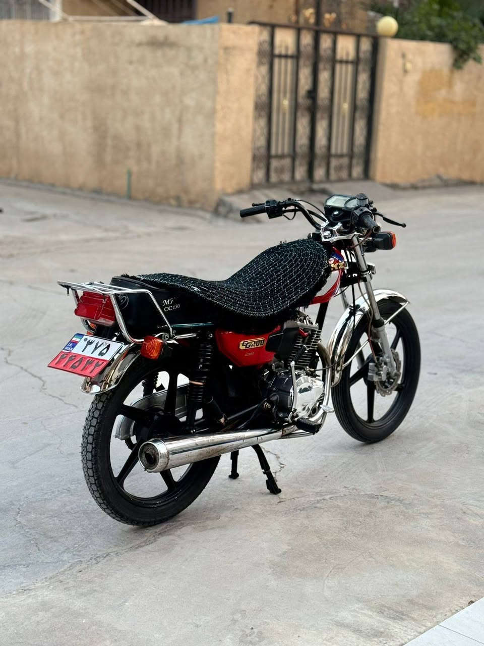 سلام عليكم SAVlEN 200cc ايراني اصل شلعه معدل كهربائيات كله شغال اي نقص مابي بيع او مراوس سعر ٥٧٠ وبي مجال رقمي واتساب ***********
