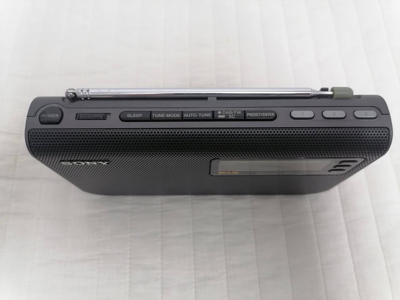 السلام عليكم
١. سوني موجه واحده fm خزن ٣ محطات ياخذ باتري عدد٤ قلم جهاز جديد جديد حتى كتاباته ممسوحه جميل تريد بحث يدوي تريد بحث تلقائي للقنوات اضافة بي اناره داخليه مع شاحن اصلي مال الجهاز 
٢. سوني ٣ موجات خزن ٥ محطات جديد جديد حتى كتاباته ممسوحه يعني ممستخدم الجهاز ٤ بطاريات قلم مع كهرباء ٥ محطات خزن مع كيبل كهرباء 
العنوان البياع ***********‪
