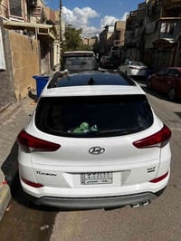 توسان 2018  وارد امريكي ضربة دعاميه وبنيد فقط باقي مكفول فول مواصفات م...