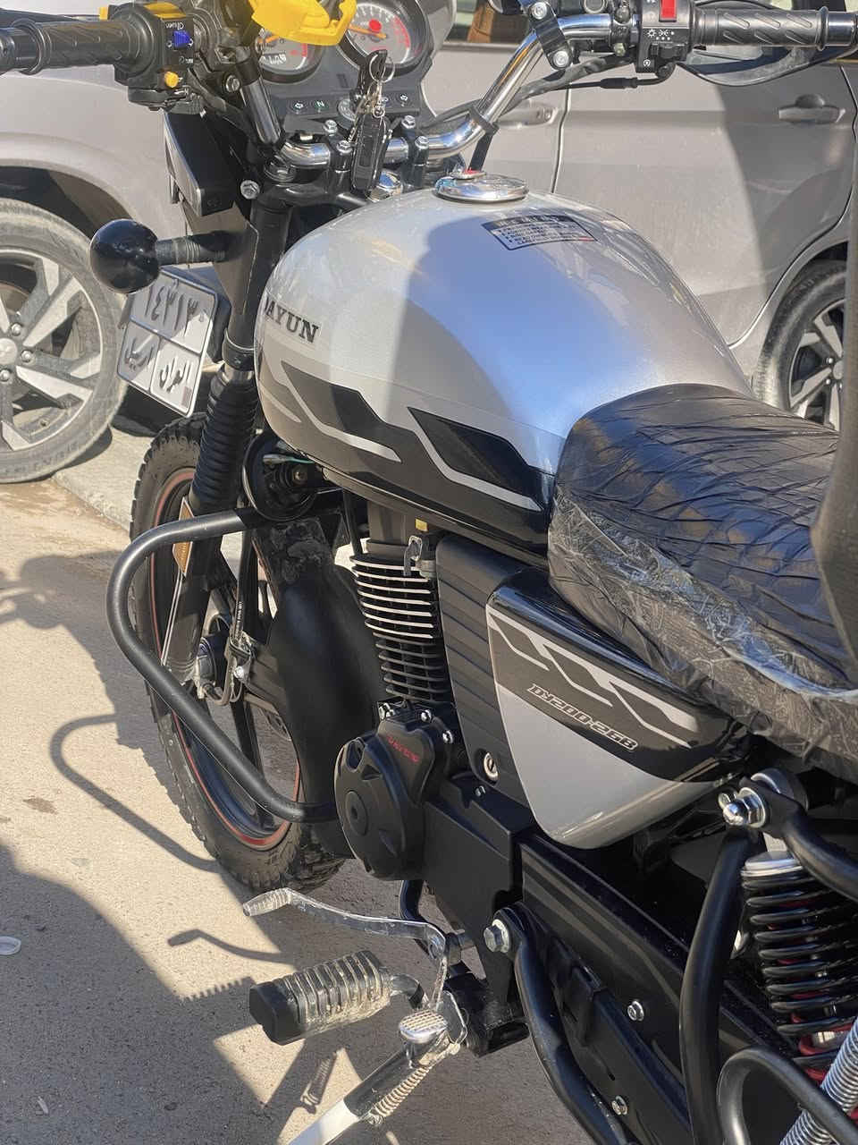 للبيع دايون 2023 دراجه جديده ماشيه 7000  سعر مليونين و350 وبيها مجال رقم أربيل ***********
