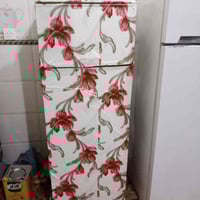 ثلاجه مستعمله للبيع وتجمد ثلج الاتصال على الرقم 07736095158 أو تفضل عل...