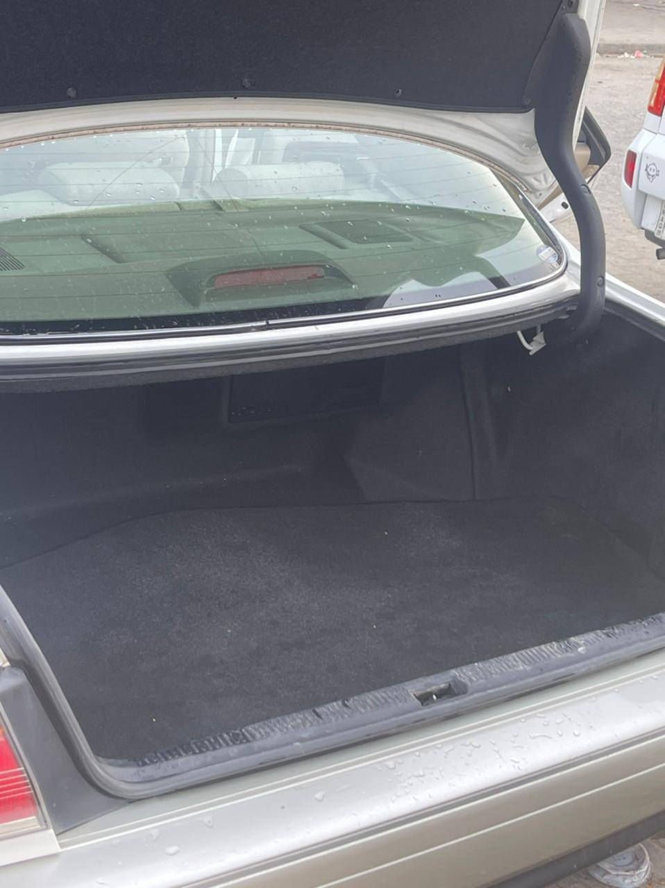 سلام عليكم ملكه جنون مديل 2002 كصه قماره فقط  سياره 4 دكم تبريد امامي خلفي وثلاجه كشنات كهربائيه استرين كهربائي. دبل شاشه  كلشي شغال بيها من دعاميه للدعاميه محرك ديفور كبير سياره جديده جدن دخول جديد سياره احلا من صور تجي وشوف سعر 60 وبيها مجال العلوان بصره حي زهراء ***********
