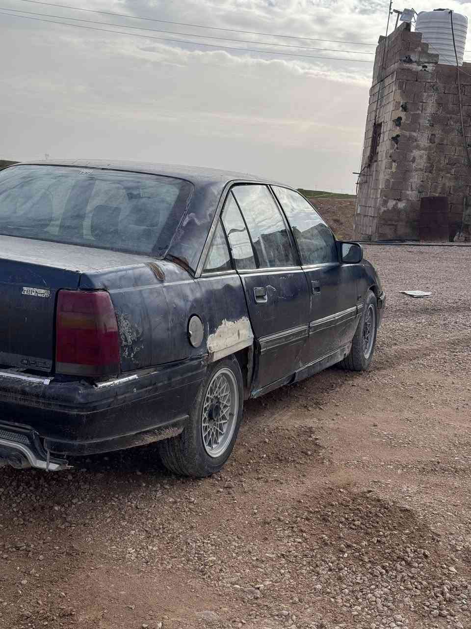 اوبل اوميكا للبيع مسجل السعر 14$ مكان القائم للستفسار اتصال ***********
