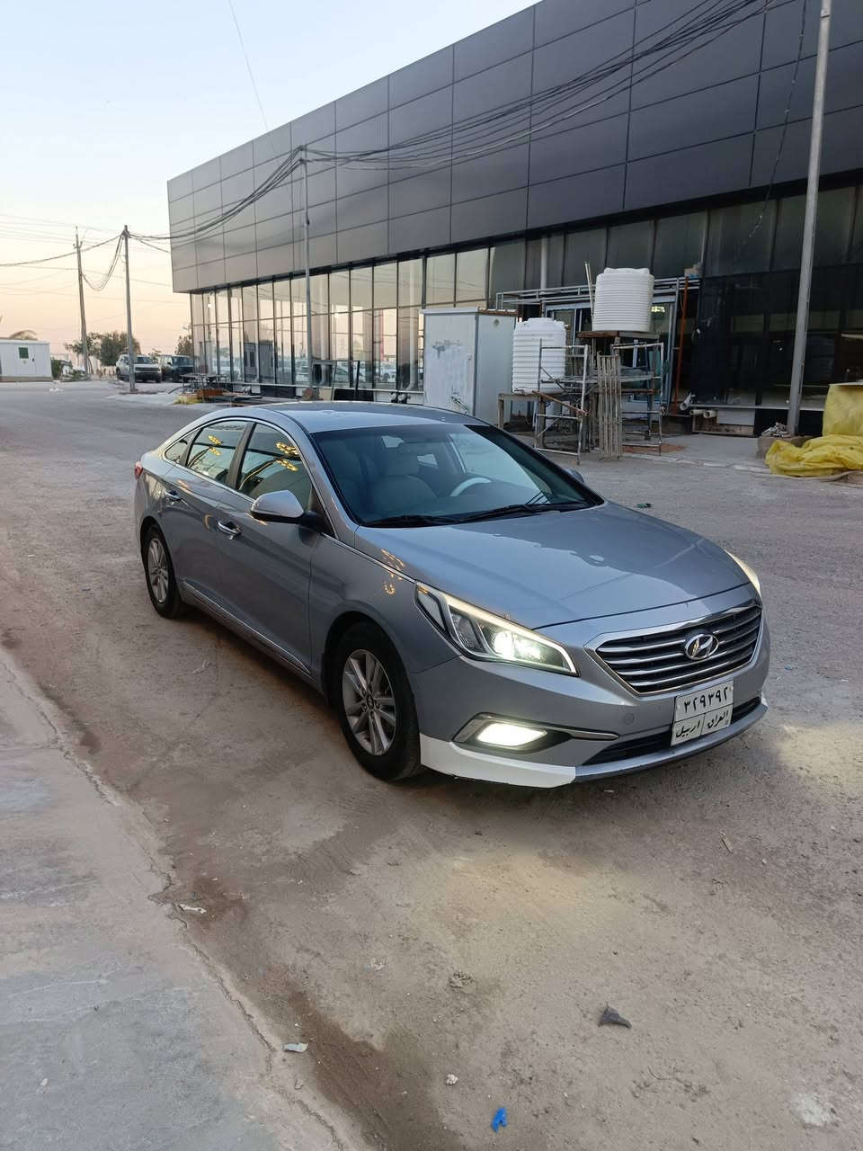 2017
رقم اربيل الماني وكاله تحويل
مكينه 2400 /دوش
ماشيه 235 /الف كيلو متر 
مواصفات تحكمات جهتين /مثبت سرعه /3 انضمت قياده 
قطعتين تبريد دبل كزوز مشدود عليه منضومة غاز حكوميه 
سياره جاهزه ومال جناي ضرر السياره حالوب 40 بل ميه 
باب خلفي صبغ وشويه من الجوملغ صبغ فقط ولباقي مكفول كير مكينه حداديه تبريد وتدفئه جاهزه السياره 
مكاني النجف الاشرف حي القادسيه سعر 123 
الشراي يتصل وبل خدمه ***********
