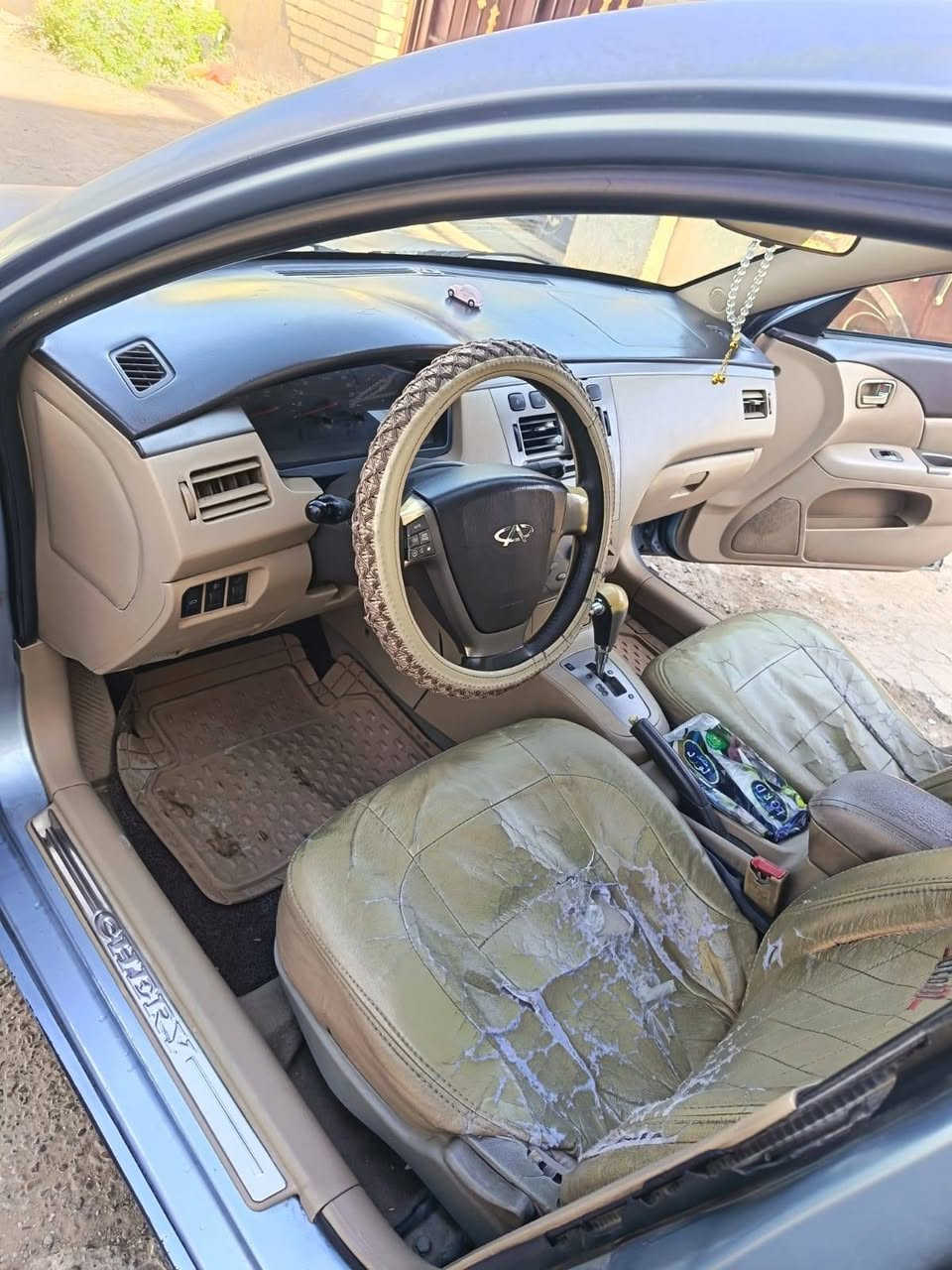 Chery A5 2011 النظافة كما في الصورة
2000 محرك

كير جديد 

حديدية 80%

سيارة نظيفة 

سعر 47 $ وبيها مجال بسيط 

للاتصال بمالك السيارة ***********
