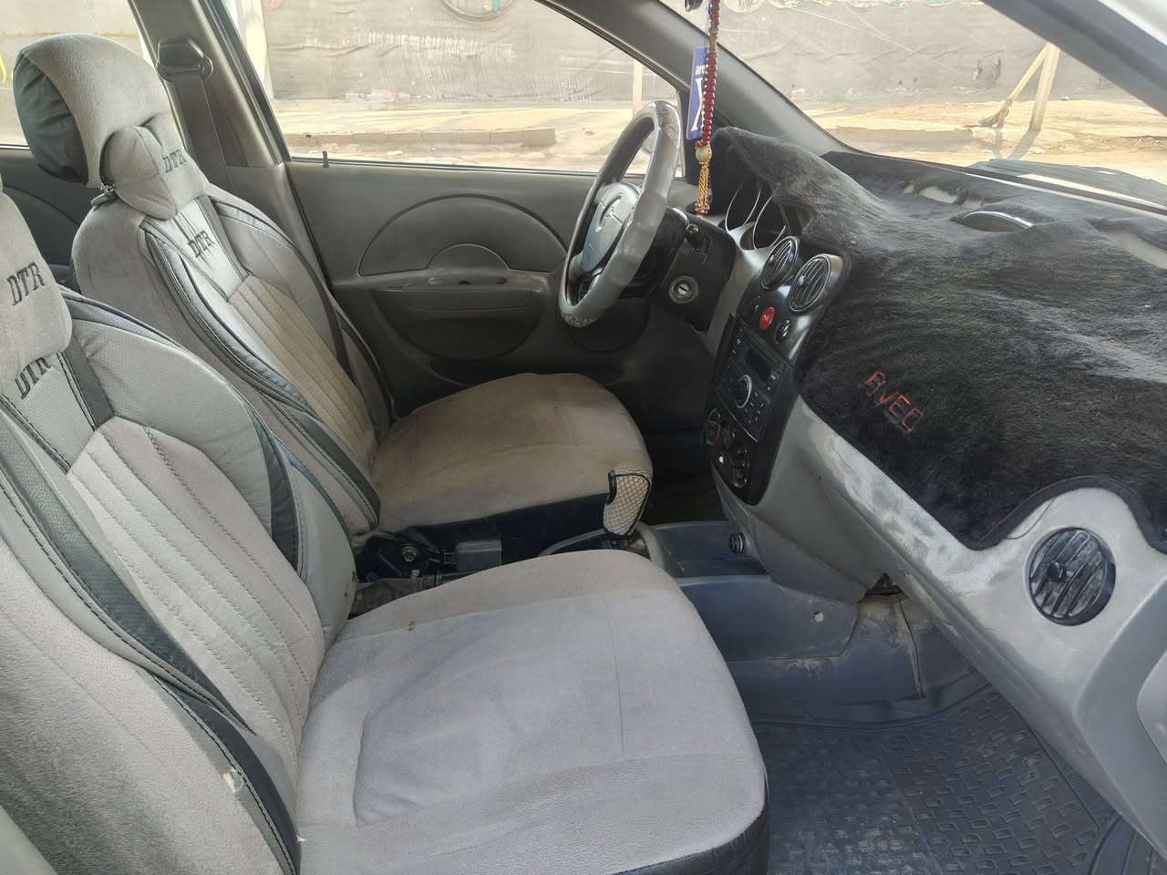 السلام عليكم أفيو خليجي للبيع موديل 2005 مكفوله من ضربه مكينه وكير وحداديه خير من  الله سياره جاهزه من كلشي رقم بابل نكليزي سنويه 2029 كير اوتو صبغ عام للجماليه السعر 46 وبيه مجال بسيط تصال عل
*********** مكاني بابل  سياره مال جناي 
..
