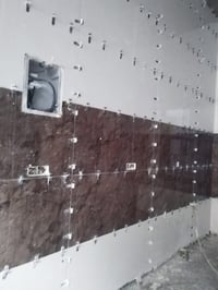 خلفه سراميك برسلين مرمر كاشي جدران وارضيه درجه اولى 07775009764ابو يوس...