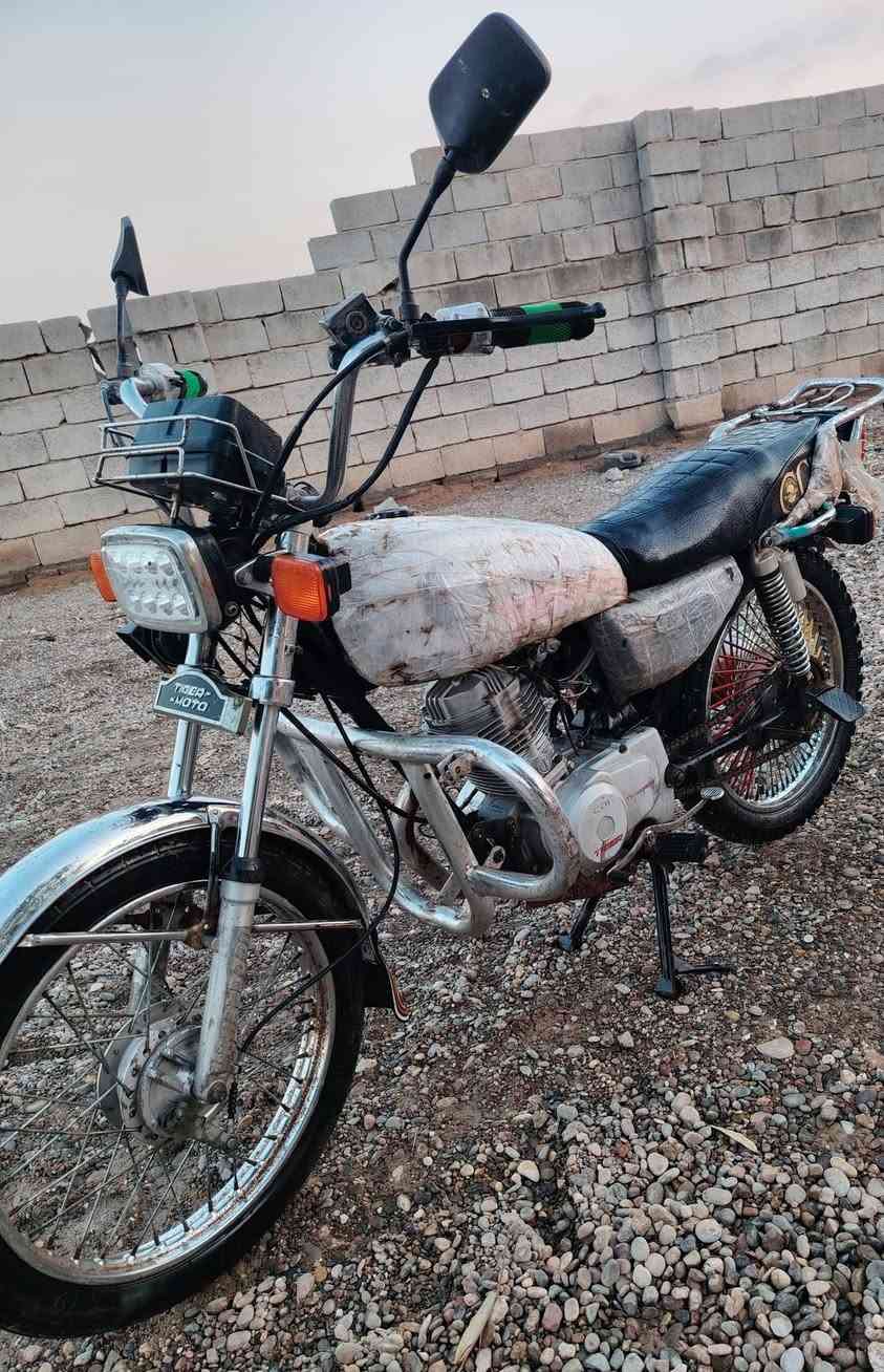 سلام عليكم دراجه 5كير موديل 2017 كهربائيات كله شغال محرك لاصرف لابخار سعر 280 بي مجال رقم  ***********
