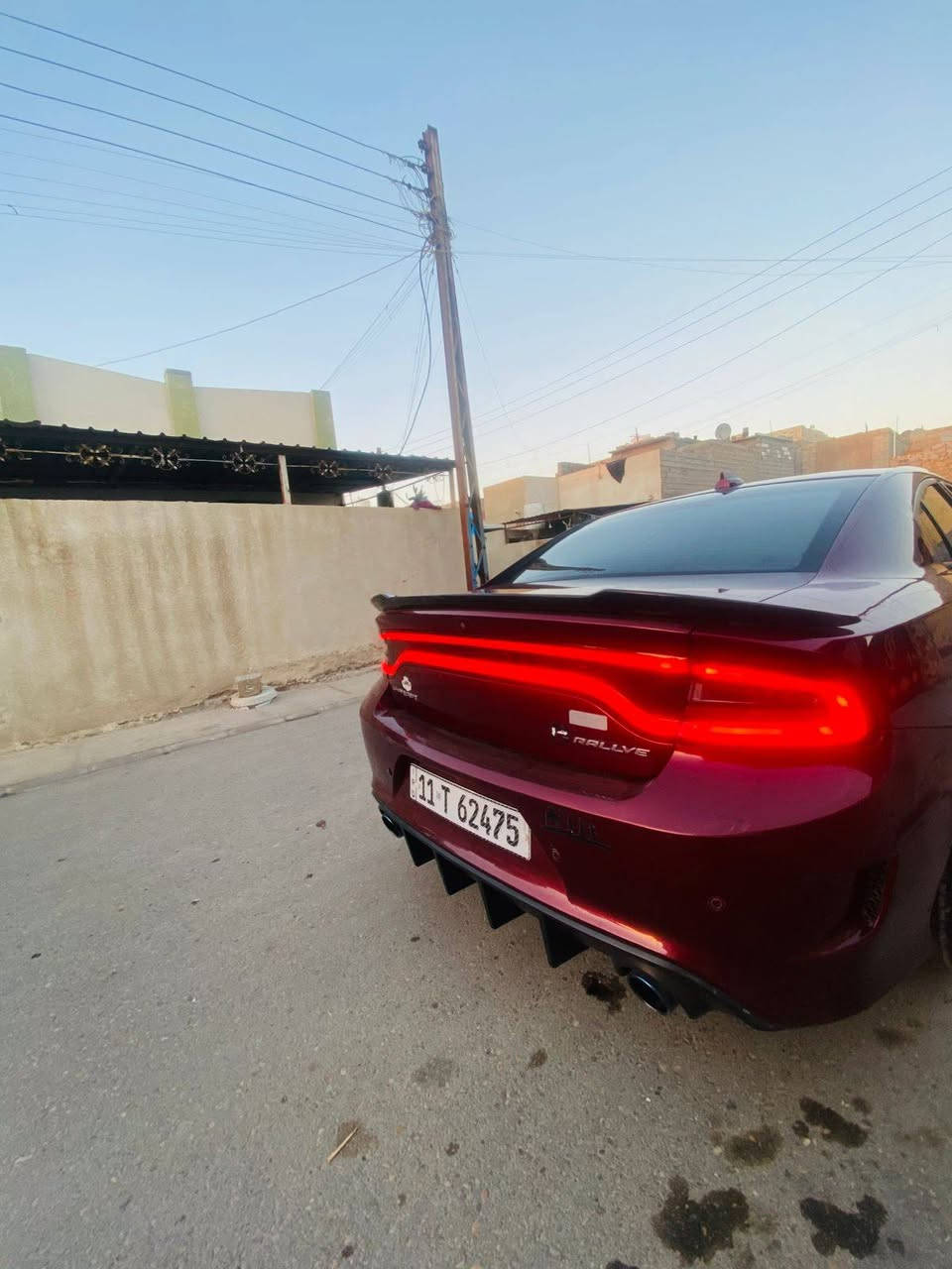 السلام عليكم جارجر للبيع.
موديل ٢٠١٧ اصل

لون مميز بيها ٣ قطع تبديل نفس اللون  السيارة نضيفه جدا استخدام شخصي. مكفوله داخل وشاصي.

رقم بغداد. مكينة ٣٦٠٠.

عليها منضومة غاز اقتصادية جدا

سعرها ١٨٩ وبيها بسيط..
اذا تحب تعرف تفاصيل أكثر اتصل وبالخدمة

***********
