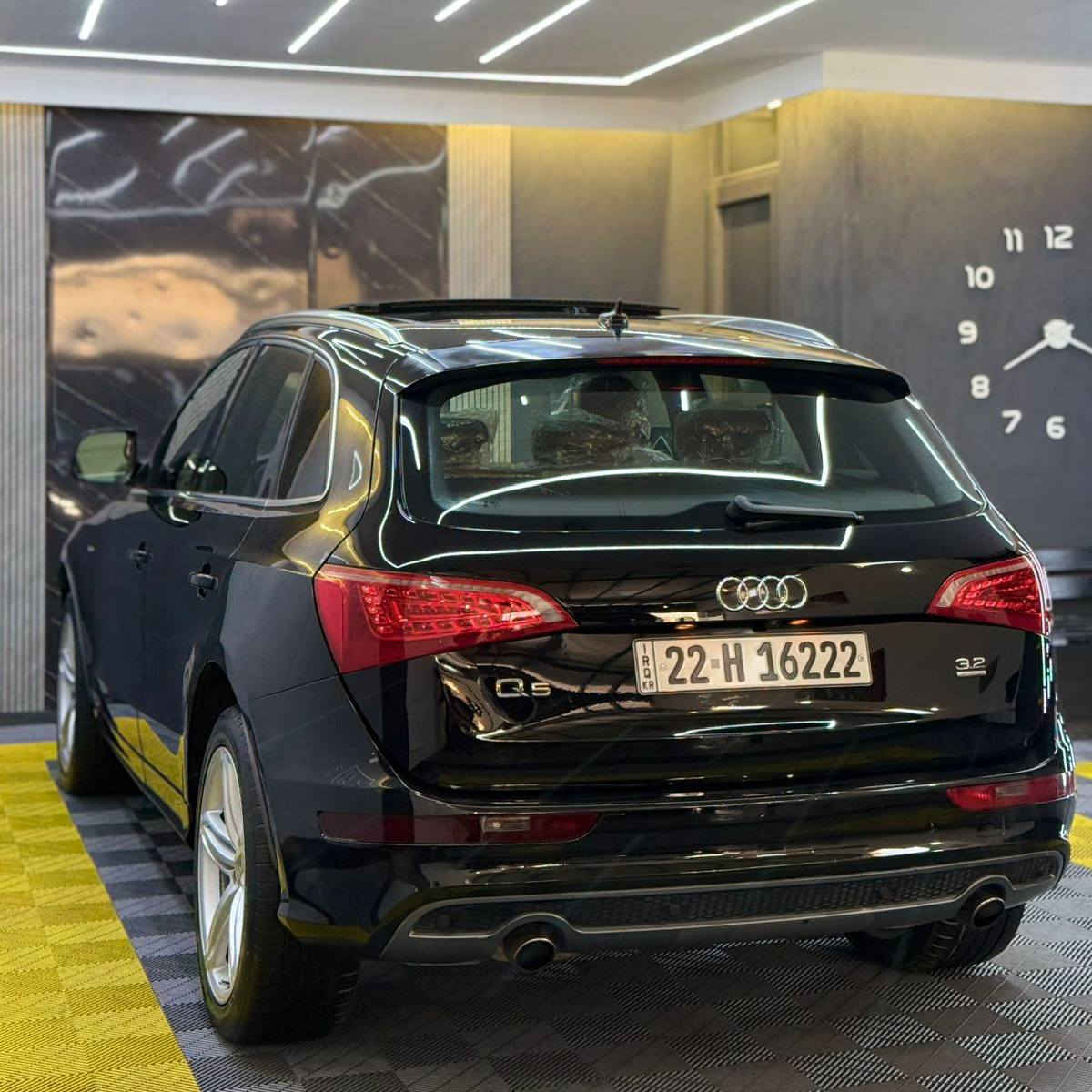 ئاودی کواترۆ  Q5 2010 ڕەشی قەتران 
مواسەفات خلیجیە ،فول مواسەفات ،پانۆراما،کوشن هیتەر ،کوشن سارد کوشن جلد، ناوقەیسی،تبرید مرکزی،برێک بصمە ،ئاوێنە کارەبا ,تحدیدسرعە 
،پارکینگ ئەسیست،شوێن پەرداخ سارد و گەرم،کوشن غەزن،هەردوو کوشن کارەبا،لایت لید و عەدەسە و بلاجکتۆر
شاشە گەورە و گێڕ سەرسوکان،ئاوێنە ئیشارەت،برێک بصمە
دوو بەصمەی شەریکەی لەگەڵە ،دەبڵ ئەکسل…..

سعر لە کۆمێنت داوابکە ڕاستەخۆ بۆت دیت 📩 

ئەزیزان سەیارەکە ١ پارچەی بۆیاخە بێ ناوگرتن،
گێڕ و مەکینە و تەبریدی بەشەرت،بوخاری نیە 
مەکینە ٦ بستۆنی حەجم ٣.٢
سەنەوی و ژینگەی تازەیە بە ناوی خۆمەوەیە 
تەحویل و وەکالەت بەشەرت،

شوێن :سلێمانی

ژمارەی خاوەنی 
0773 027 3301
