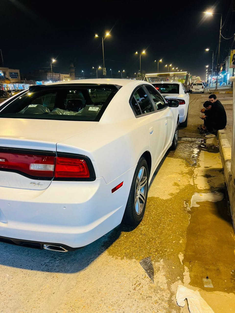 سلام عليكم شباب جانجر للبيع13رقم اربيل سنويه منتهيه كفاله بكان بارد بيه سياره جاهزه من تخم تاير حداديه مكينه كير كله بشرط سياره ما تصرف عليه الف حاضر وكاله اما تحويل مكان سياره ميسان مكلف بالنشر غير متواجد ع فيس رقم صاحب سياره ***********
