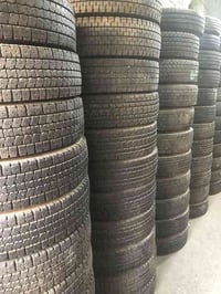 اطارات كنتر وهينو ١٧.٥ ياباني  بغداد الكراده مجمع مشن ٠٧٨٢٨٤١٧٩٤٦