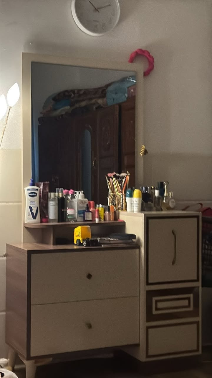 للبيع
نظيفات100/100
مكانهن محموديه


**إذا كنت صاحب هذا الإعلان وتريد حذفه لأي سبب، رجاءا أرسل رسالة إلى الدعم الفني**