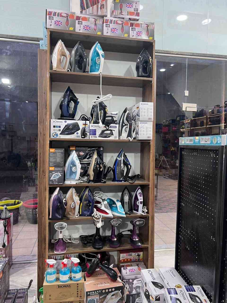 فاترينات للبيع  مستخدمات كلش قليل بعدهن جدد
العرض  80 او اكو 90
الارتفاع 250
عمق الرف 30 او اكو 20
سعر المفرد 45
وذا كلهن وذا كلهن 35 فاتريه احسبهن على 40

العنوان بغداد البياع شارع 20
***********
