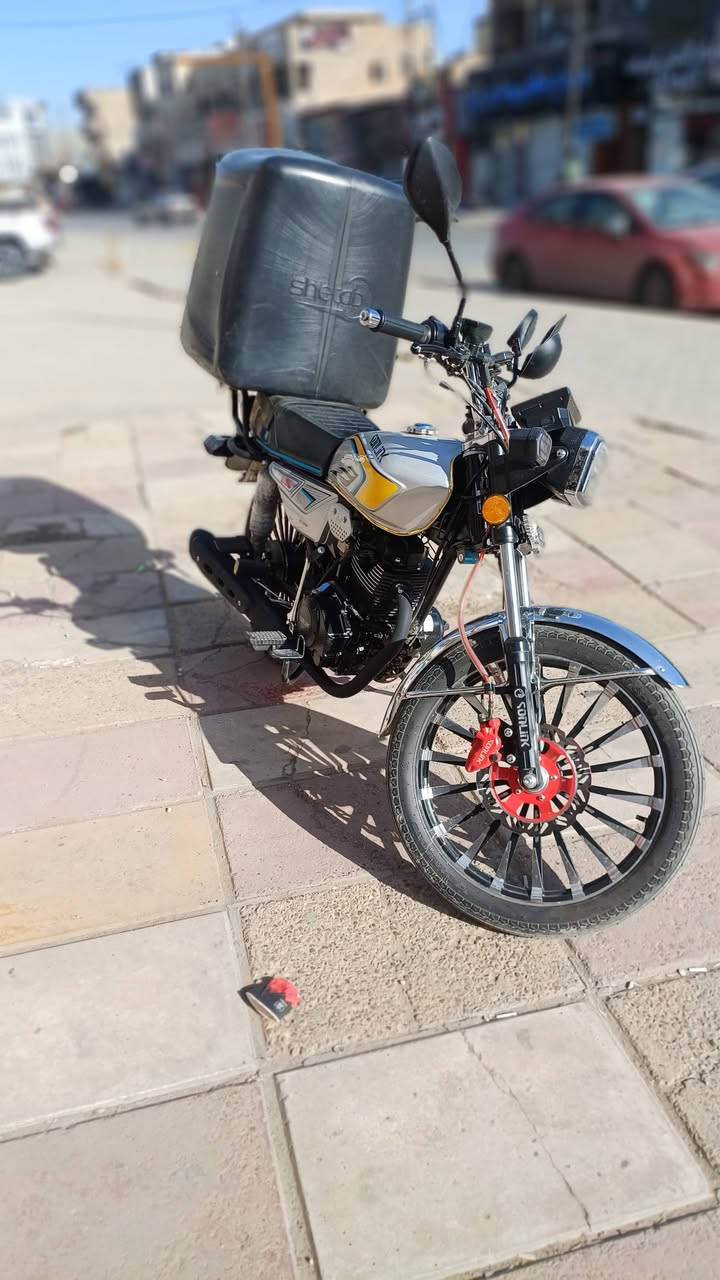 سلام عليكم إيراني سونك للبيع موديل ٢٦ كفاله عامه من كلشي ماشيه شي قليل كلش جاهزه من كلشي اول تبديله دهن اله امزويل سعره ٩٥٠ مكان بغداد دوره رقم هاتف ***********
