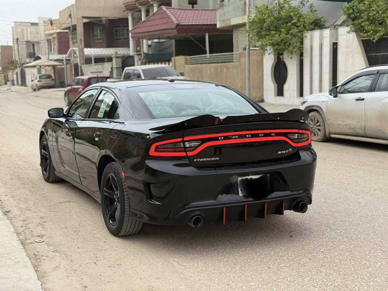 السلام عليكم جارجر موديل 2020 وارد امريكي بيها صبغ قطعتين ماشيه 65 ميل رقم بغداد انكليزي بأسمي موصفات فول عدا الفتحه  سعرها 190
وبيها مجال *********** بغداد سيديه
