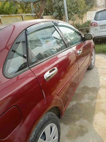 ڤورنزا خليجي بدون ضرر موديل ٢٠٠٦ مصبوغه عام للجمالية .وحاليا بيها جراد موضح بالصور .رقم أنگليزي هزه وسنويه جديده .تحويل ثاني يوم. السيارة نظيفه جدا
شادلها شاشه داش كام و شاشه واي فاي فول مواصفات و منظومة زنون و باتري و تايرات نظيفه جدا و صدر جديد و دوشمه جلد جديده 
 المكان بغداد حي الخضراء 
*********** و بي واتساب و غير متواجد على الفيس
