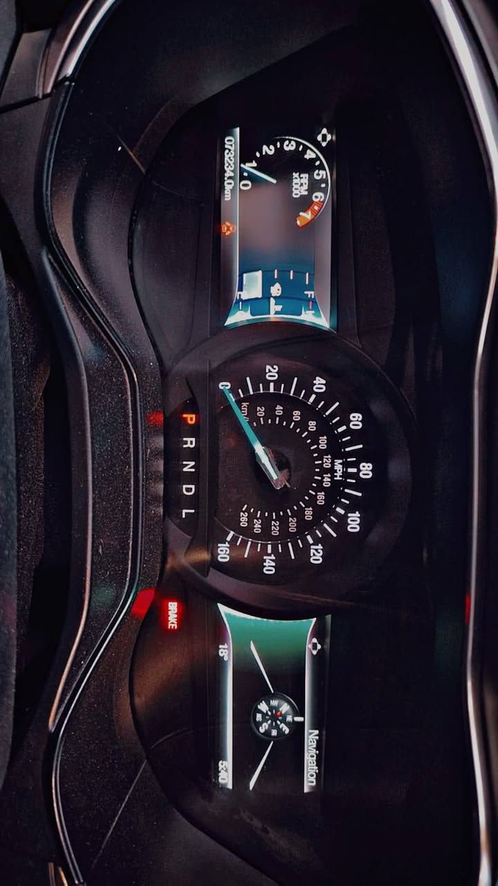 السلام عليكم فورد فيوجن ايربكات سليمه حادث عاصفه موديل 20 للبيع  بسمي تحويل ثاني يوم محرك 2500 سعر120 او مراوس بشي تكسي كون نضيف 
***********
