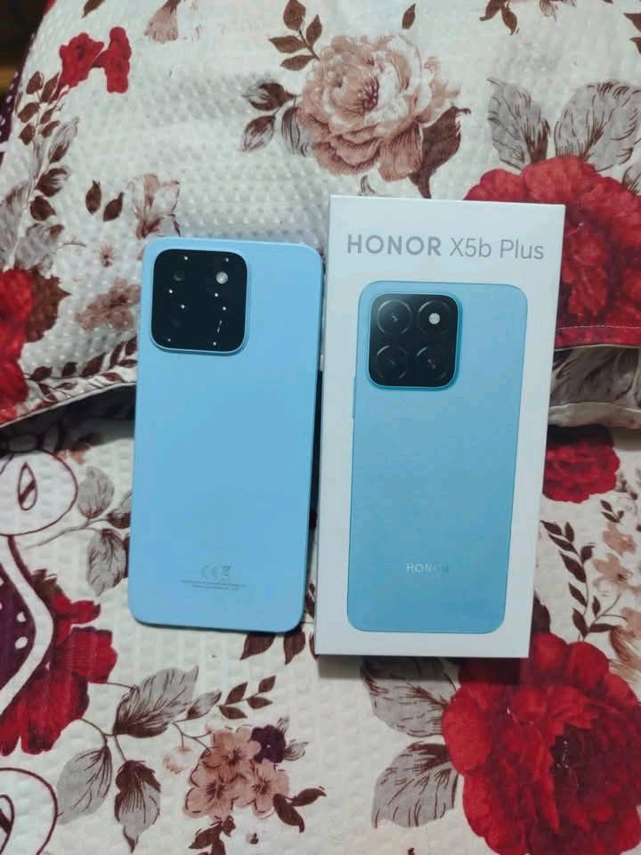 موبايل هونر اكس فايف كسر بل شاشه بس يلمس شغال ذاكرة 128 جهاز ما مفتوح ولا داخل تصليح بي مجال السعر